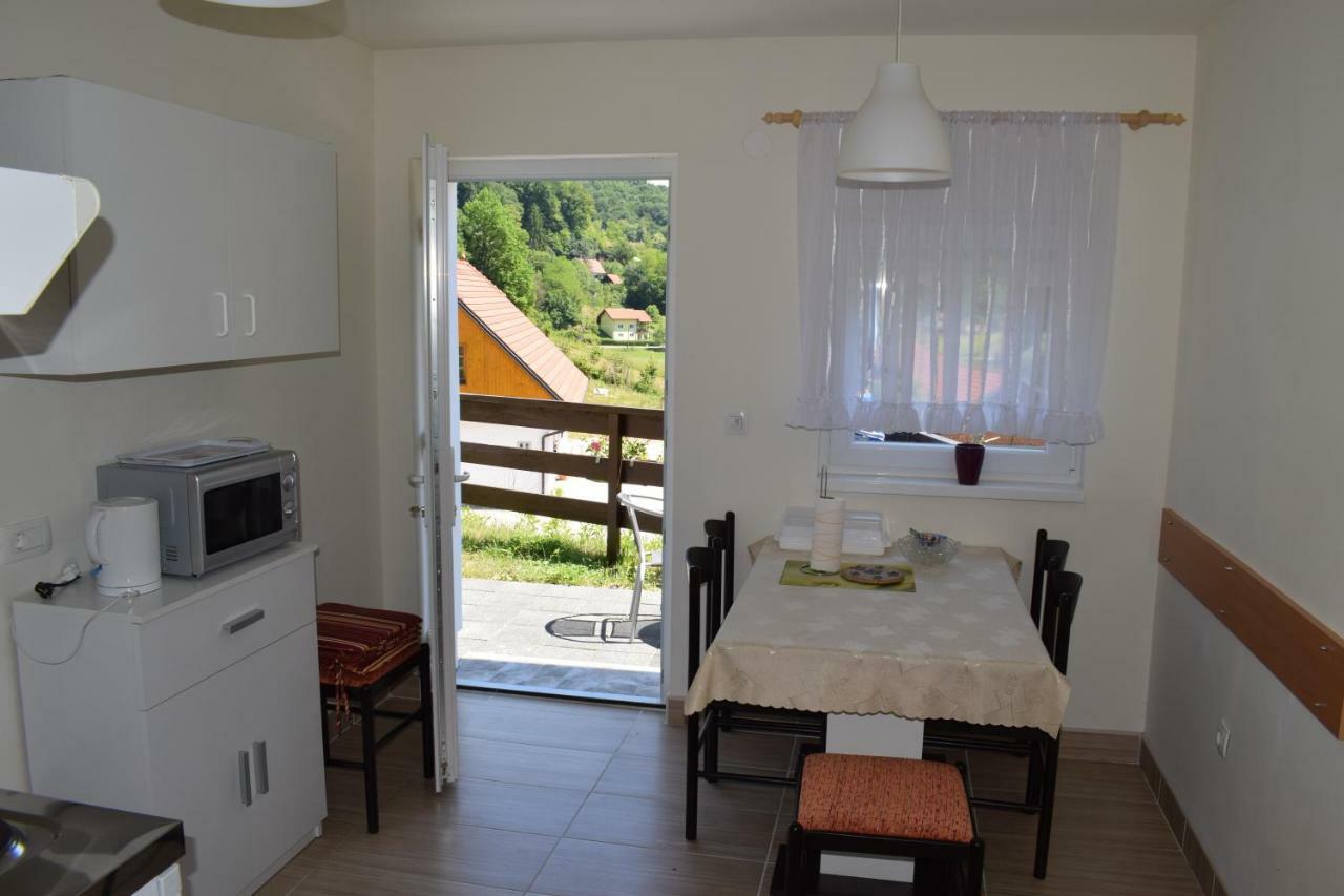 Apartmani Husko Tuheljske Toplice Buitenkant foto